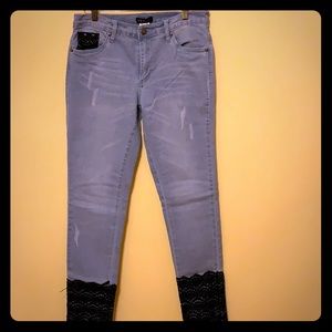 VENUS skinny jeans w/ black lace